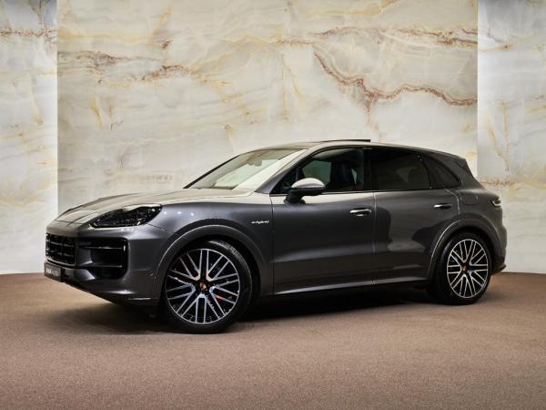 Porsche Cayenne 3.0 E-Hybrid | Porsche occasion Porsche Cayenne 3.0 E-Hybrid | Porsche occasion