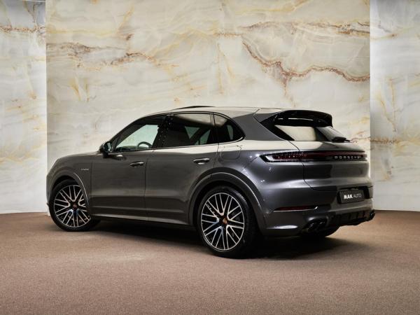 Porsche Cayenne 3.0 E-Hybrid | Porsche occasion Porsche Cayenne 3.0 E-Hybrid | Porsche occasion