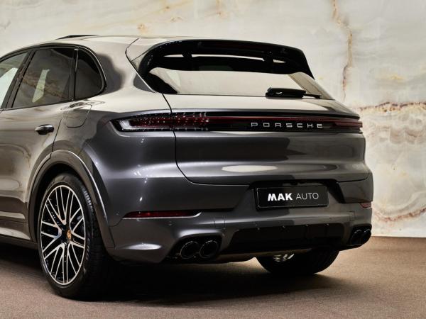 Porsche Cayenne 3.0 E-Hybrid | Porsche occasion Porsche Cayenne 3.0 E-Hybrid | Porsche occasion