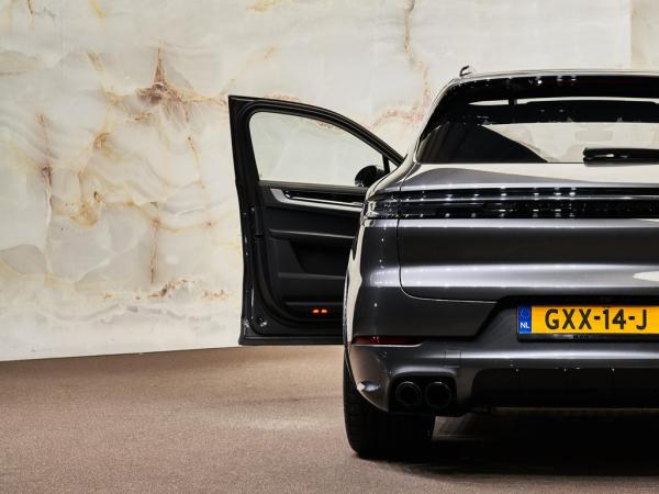 Porsche Cayenne 3.0 E-Hybrid | Porsche occasion