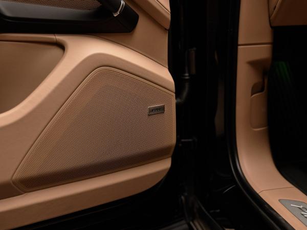 Porsche Cayenne 3.0 E-Hybrid Platinum Edition | Porsche occasion