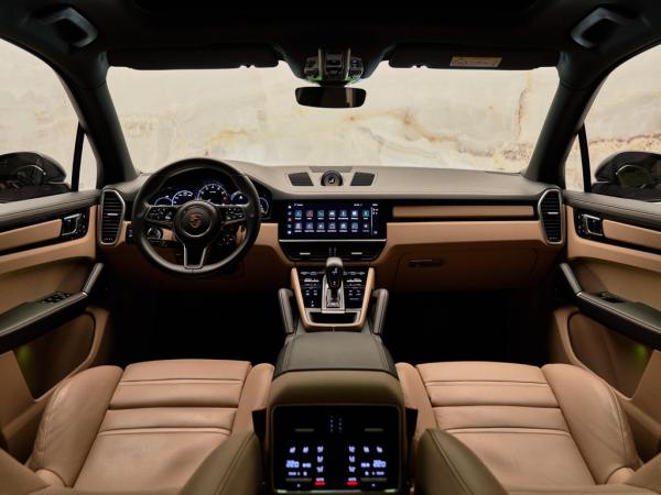 Porsche Cayenne 3.0 E-Hybrid Platinum Edition | Porsche occasion