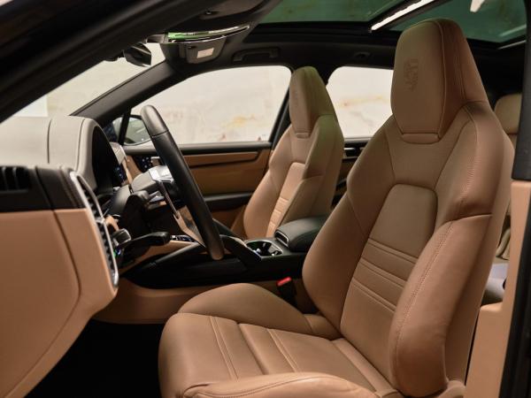 Porsche Cayenne 3.0 E-Hybrid Platinum Edition occasion | MAK Auto & Techniek Porsche Cayenne 3.0 E-Hybrid Platinum Edition occasion | MAK Auto & Techniek