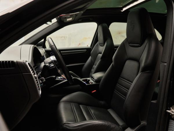 Porsche Cayenne 3.0 E-Hybrid Platinum Edition | Porsche occasion