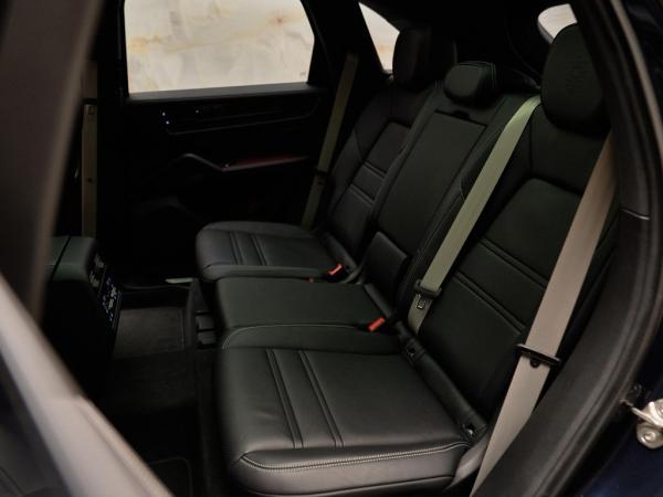 Porsche Cayenne 3.0 S E-Hybrid | Porsche occasion Porsche Cayenne 3.0 S E-Hybrid | Porsche occasion