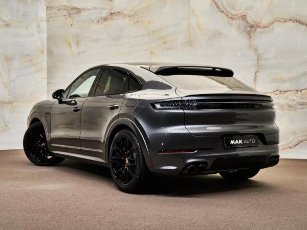 Porsche Cayenne Coupé 3.0 E-Hybrid | Porsche occasion