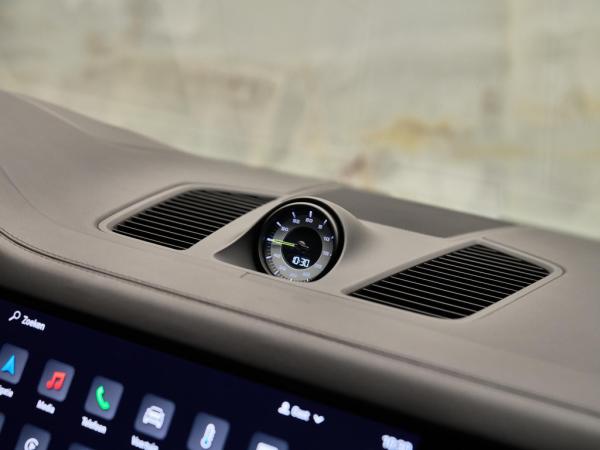 Porsche Cayenne Coupé 3.0 E-Hybrid | Porsche occasion Porsche Cayenne Coupé 3.0 E-Hybrid | Porsche occasion