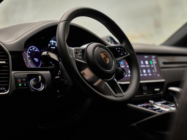 Porsche Cayenne Coupé 3.0 E-Hybrid | Porsche occasion Porsche Cayenne Coupé 3.0 E-Hybrid | Porsche occasion