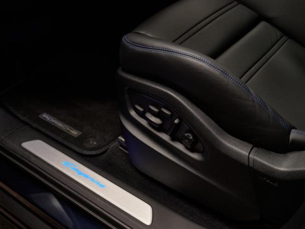 Porsche Cayenne Coupé 3.0 E-Hybrid | Porsche occasion