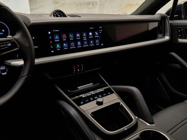 Porsche Cayenne Coupé 3.0 E-Hybrid | Porsche occasion