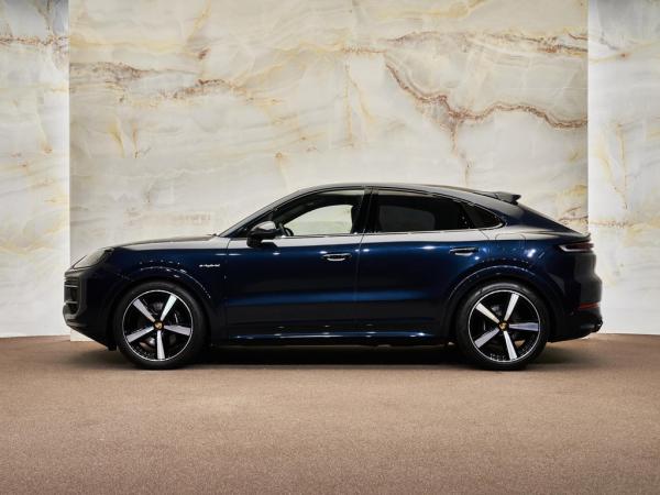 Porsche Cayenne Coupé 3.0 E-Hybrid | Porsche occasion