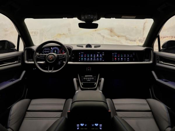 Porsche Cayenne Coupé 3.0 E-Hybrid | Porsche occasion