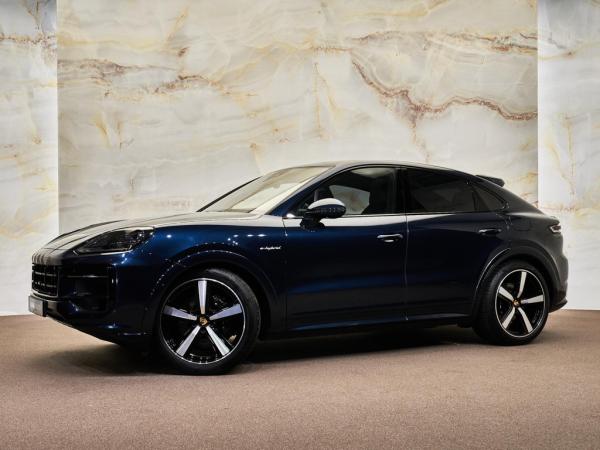 Porsche Cayenne Coupé 3.0 E-Hybrid | Porsche occasion