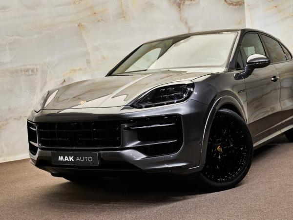 Porsche Cayenne Coupé 3.0 E-Hybrid | Porsche occasion