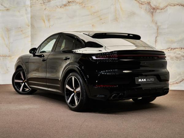 Porsche Cayenne Coupé 3.0 E-Hybrid Black Edition | Porsche occasion
