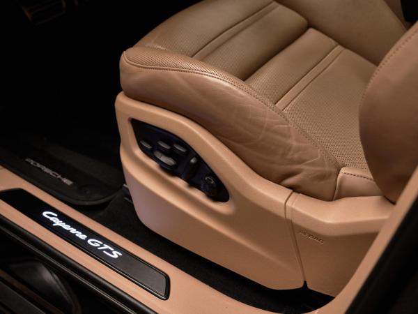 Porsche Cayenne Coupé 4.0 GTS | Porsche occasion Porsche Cayenne Coupé 4.0 GTS | Porsche occasion