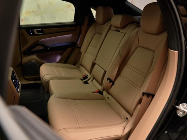 Porsche Cayenne Coupé 4.0 GTS | Porsche occasion Porsche Cayenne Coupé 4.0 GTS | Porsche occasion