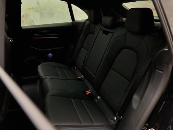 Porsche Macan 4 | Porsche occasion