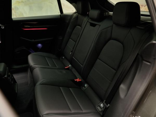 Porsche Macan 4 | Porsche occasion