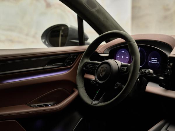 Porsche Macan Turbo | Porsche occasion