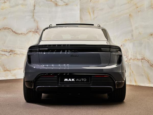 Porsche Macan Turbo | Porsche occasion