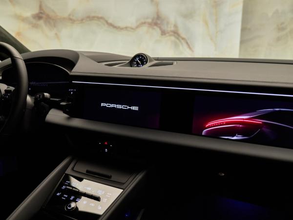 Porsche Macan Turbo | Porsche occasion Porsche Macan Turbo | Porsche occasion