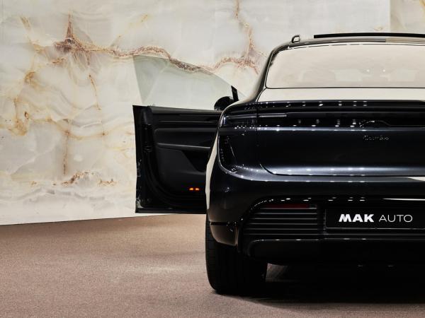 Porsche Macan Turbo | Porsche occasion Porsche Macan Turbo | Porsche occasion