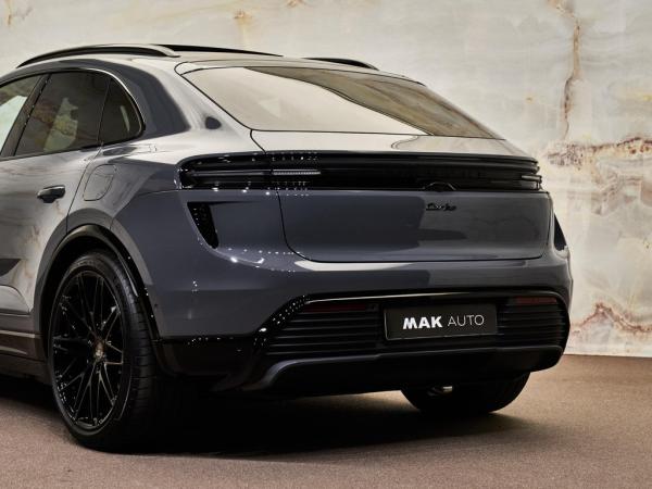 Porsche Macan Turbo | Porsche occasion Porsche Macan Turbo | Porsche occasion