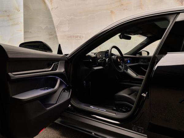 Porsche Taycan GTS | Porsche occasion