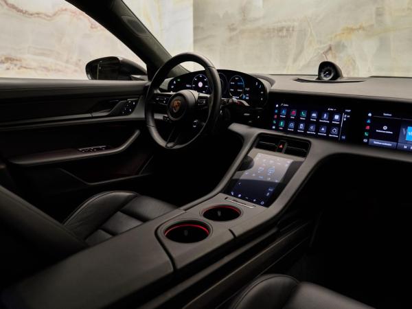 Porsche Taycan GTS | Porsche occasion