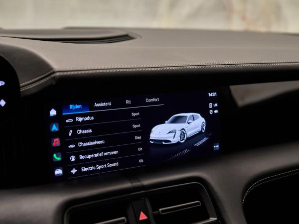 Porsche Taycan Sport Turismo  | Porsche occasion Porsche Taycan Sport Turismo  | Porsche occasion