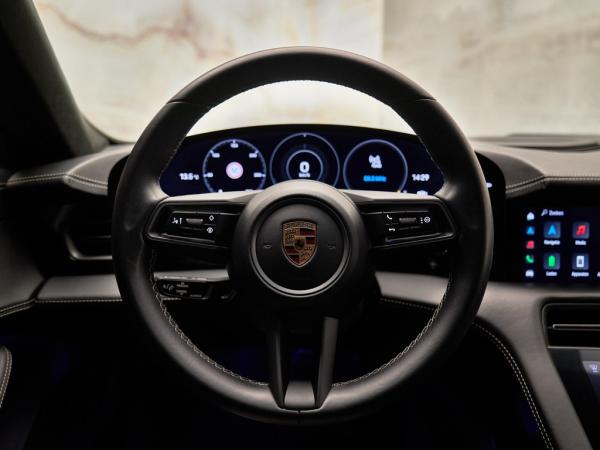 Porsche Taycan Sport Turismo  | Porsche occasion Porsche Taycan Sport Turismo  | Porsche occasion