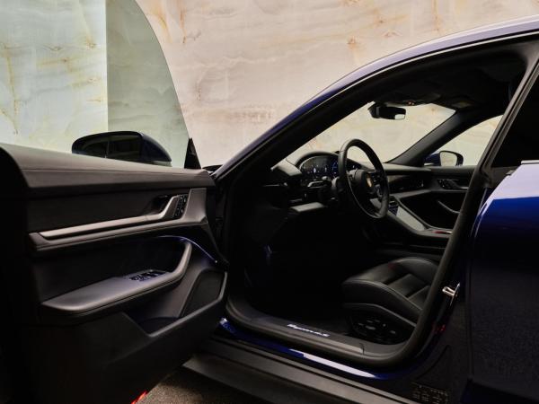 Porsche Taycan Sport Turismo 4S | Porsche occasion