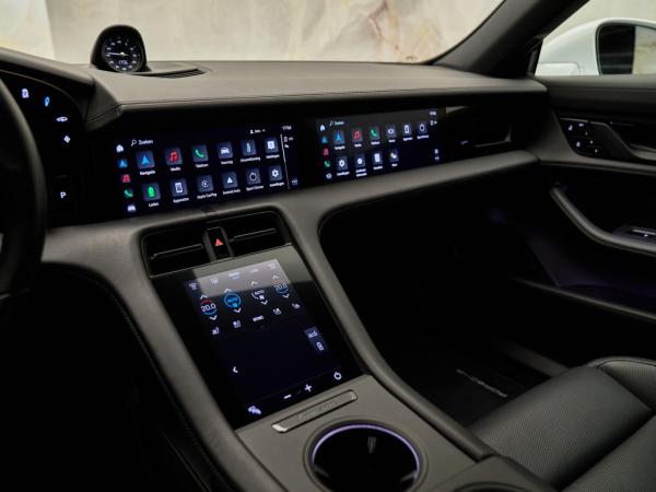 Porsche Taycan Sport Turismo | Porsche occasion