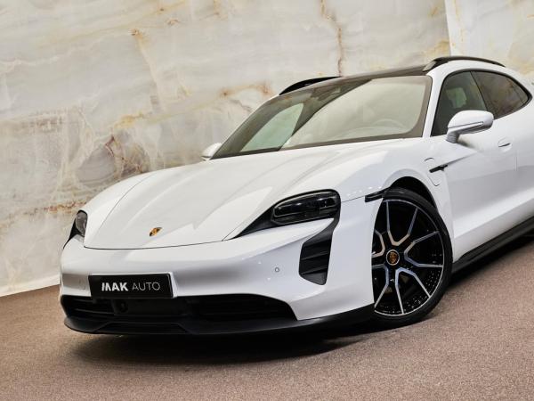 Porsche Taycan Sport Turismo | Porsche occasion