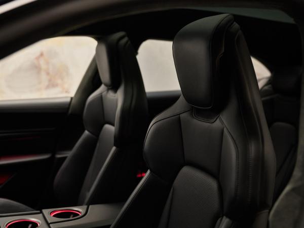 Porsche Taycan Sport Turismo GTS | Porsche occasion