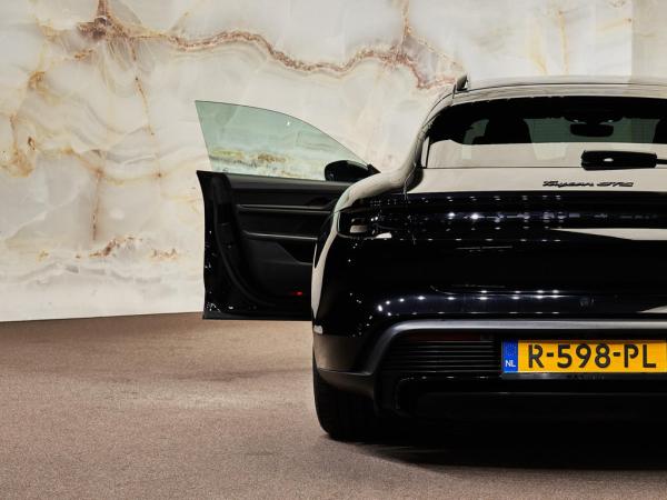 Porsche Taycan Sport Turismo GTS | Porsche occasion