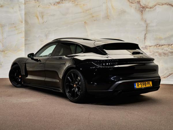 Porsche Taycan Sport Turismo GTS | Porsche occasion