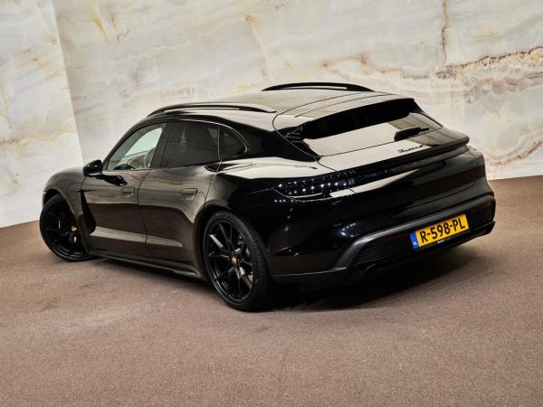 Porsche Taycan Sport Turismo GTS | Porsche occasion