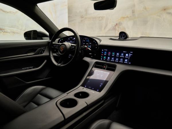 Porsche Taycan Sport Turismo GTS | Porsche occasion