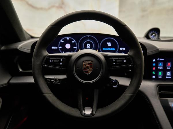 Porsche Taycan Turbo S | Porsche occasion