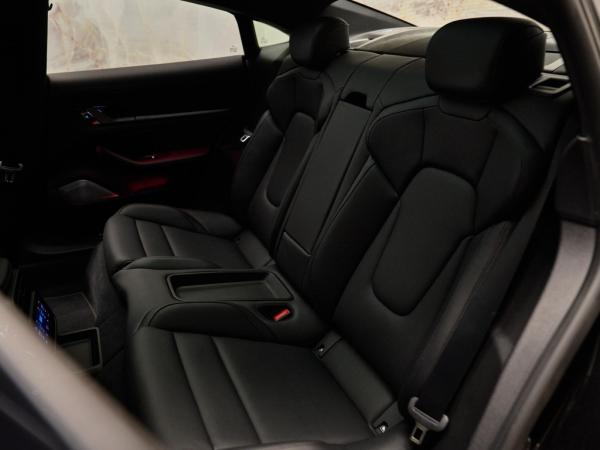 Porsche Taycan Turbo S | Porsche occasion