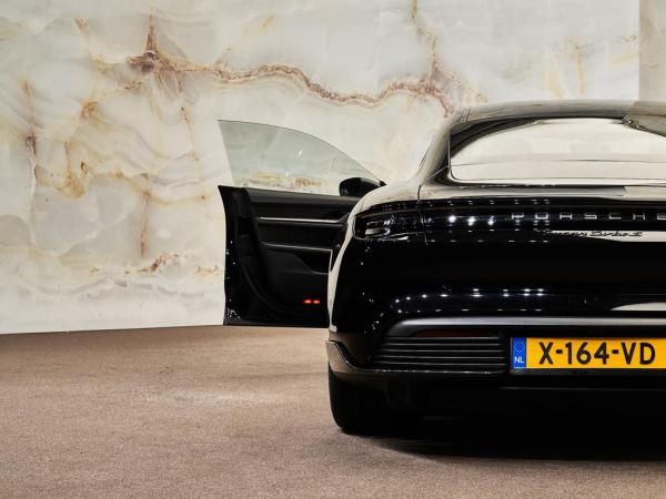 Porsche Taycan Turbo S | Porsche occasion