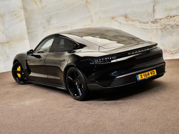 Porsche Taycan Turbo S | Porsche occasion