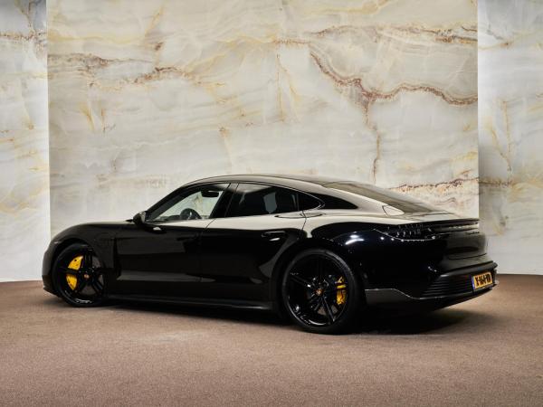 Porsche Taycan Turbo S | Porsche occasion