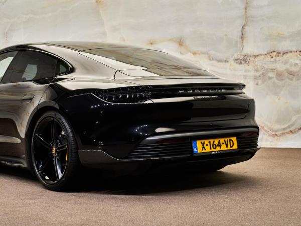 Porsche Taycan Turbo S | Porsche occasion