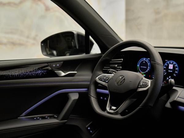 Volkswagen Tiguan 1.5 eHybrid R-Line | Volkswagen occasion Volkswagen Tiguan 1.5 eHybrid R-Line | Volkswagen occasion