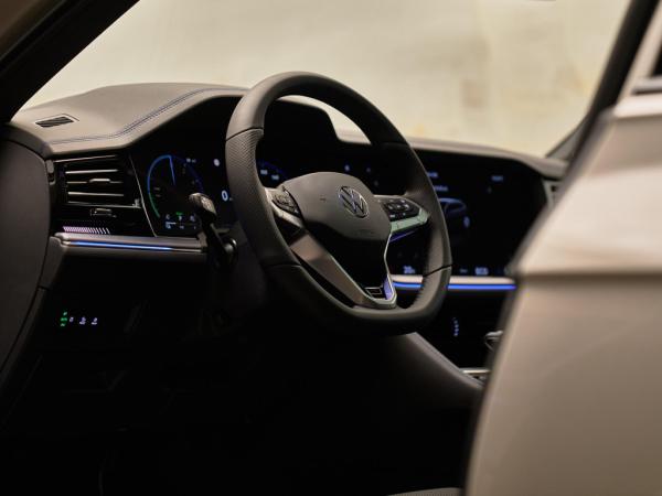 Volkswagen Touareg R V6 eHybrid 4Motion Final Edition | Volkswagen occasion