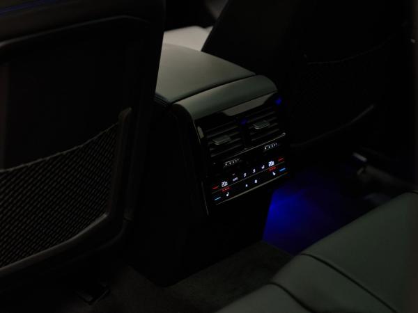 Volkswagen Touareg R V6 eHybrid 4Motion Final Edition | Volkswagen occasion