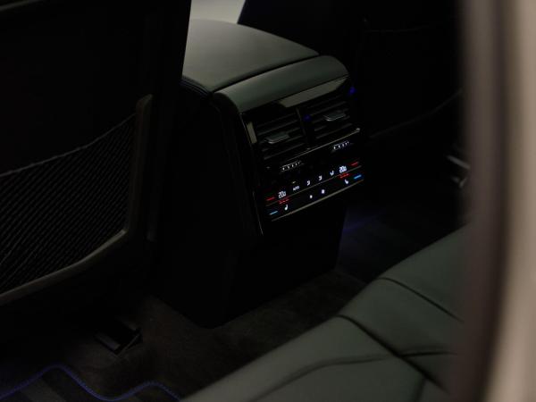 Volkswagen Touareg R V6 eHybrid 4Motion Final Edition | Volkswagen occasion